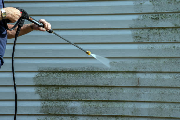Best Driveway Pressure Washing  in Farr West, UT